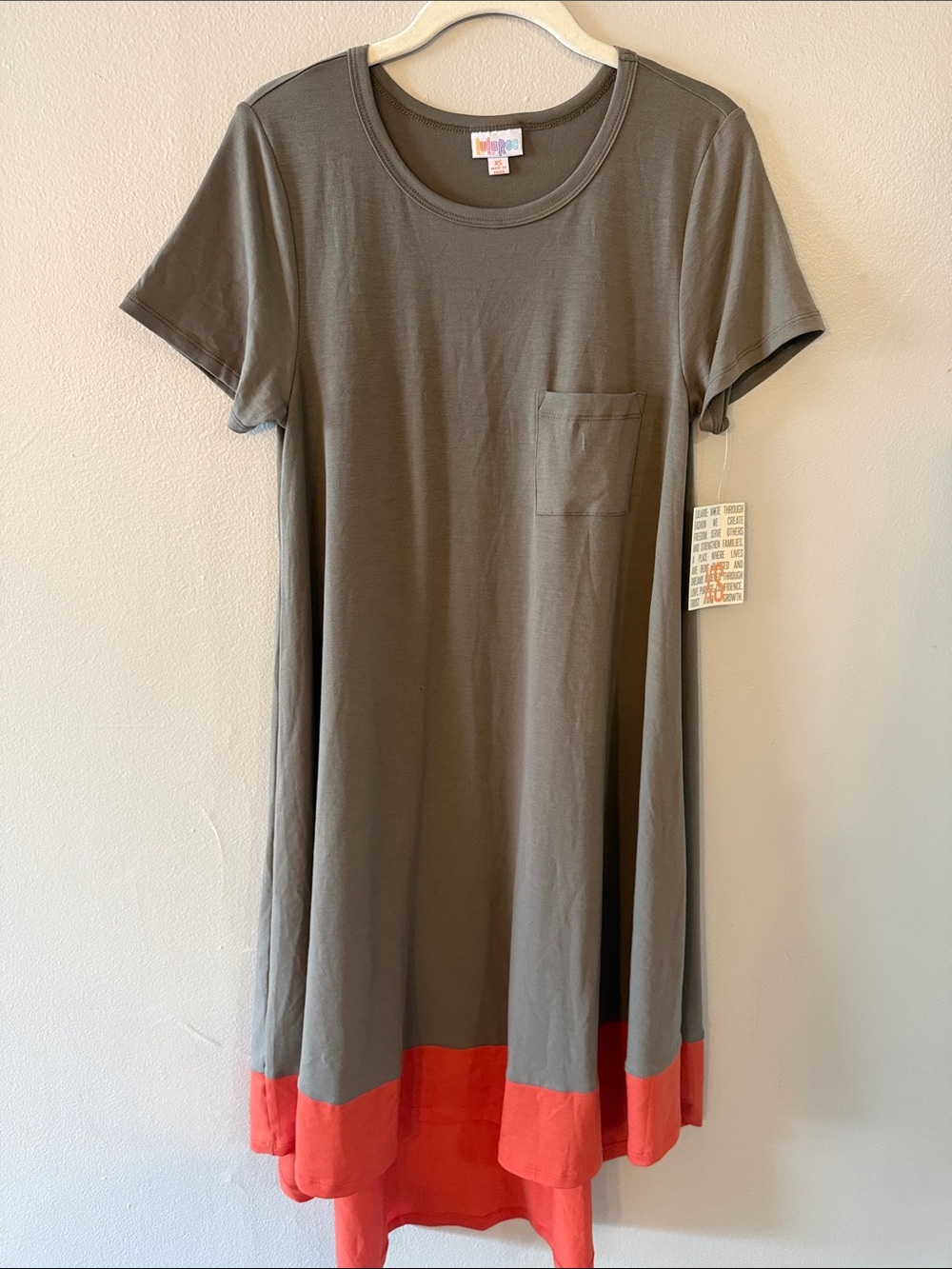 LuLaRoe Carly Tunic in Olive Gray with Coral Accent